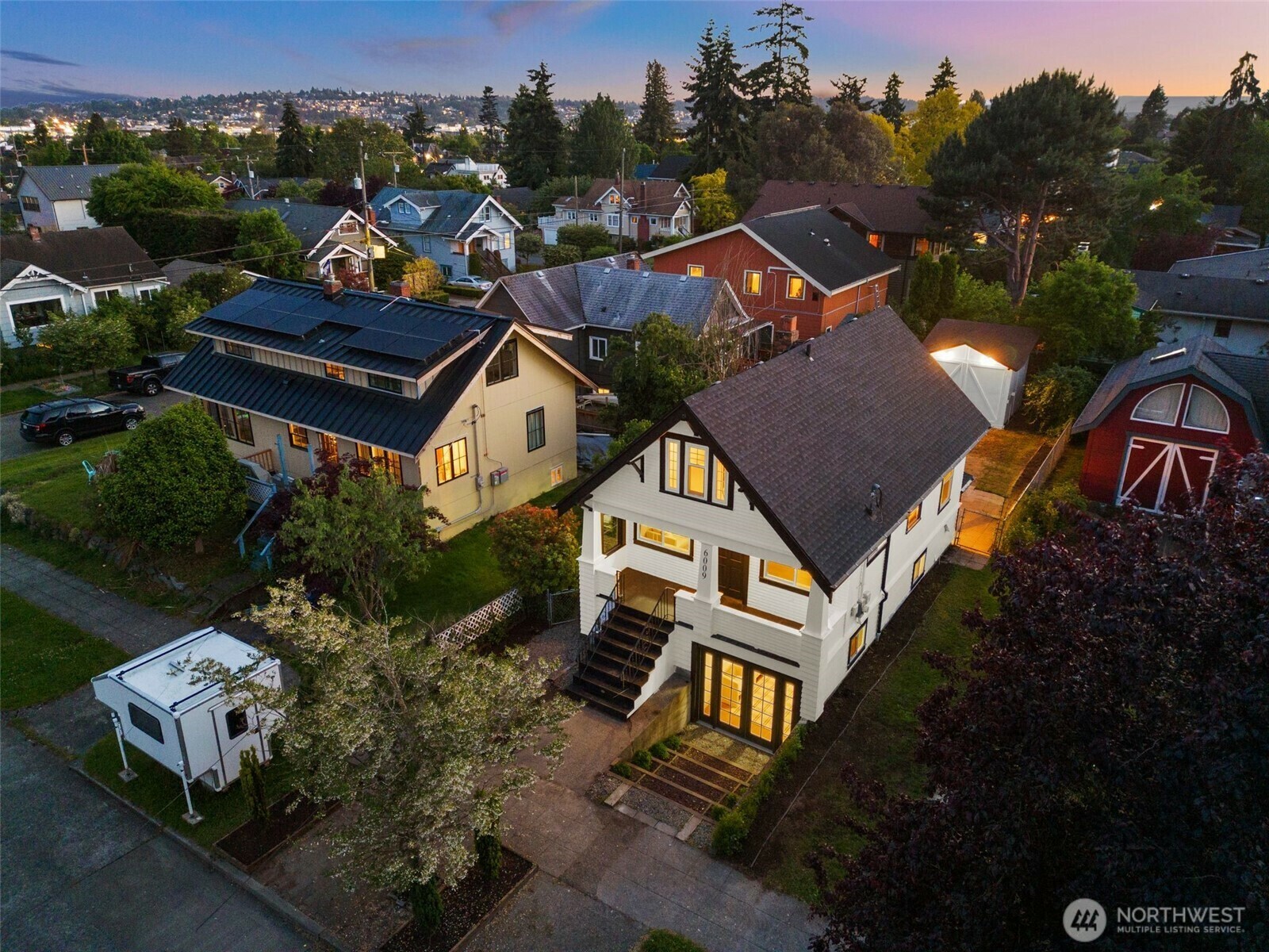 Property Photo: 6009 6th Avenue NW WA 98107