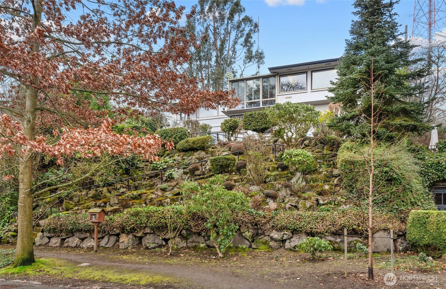 Property Photo:  1245  Bigelow Ave  N  WA 98109 