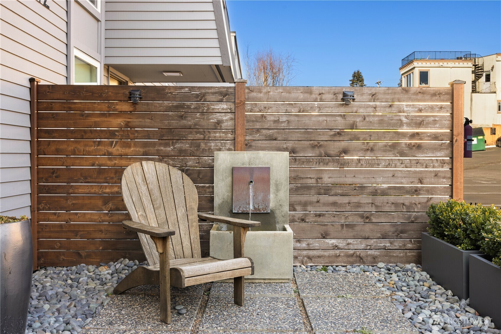 Property Photo:  10112 NE 68th Street 2  WA 98033 