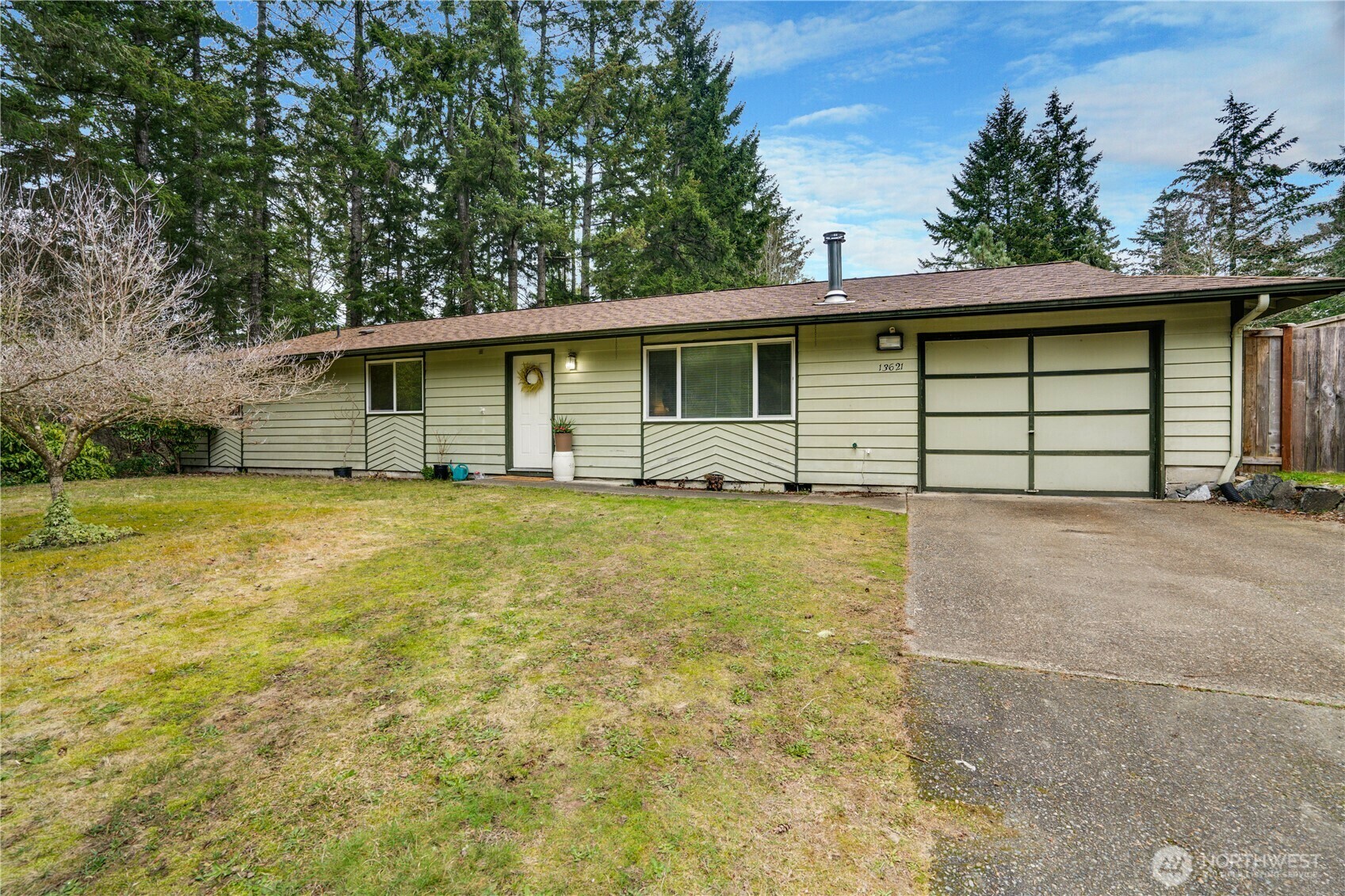 13621  96th Avenue NW  Gig Harbor WA 98329 photo