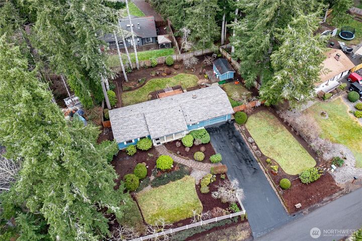 380 E Mountain View Drive  Allyn WA 98524 photo