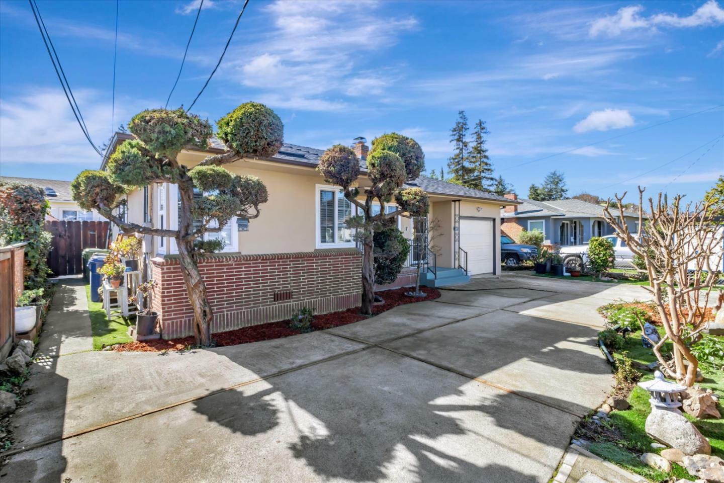 Property Photo:  3649 Somerset Avenue  CA 94546 