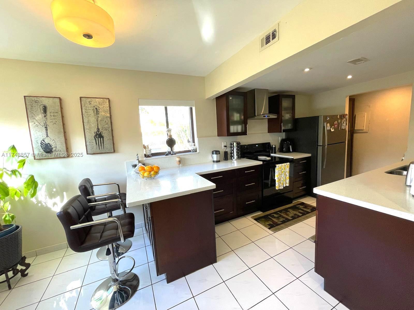 Property Photo: 8415 SW 107th Ave 363W FL 33173