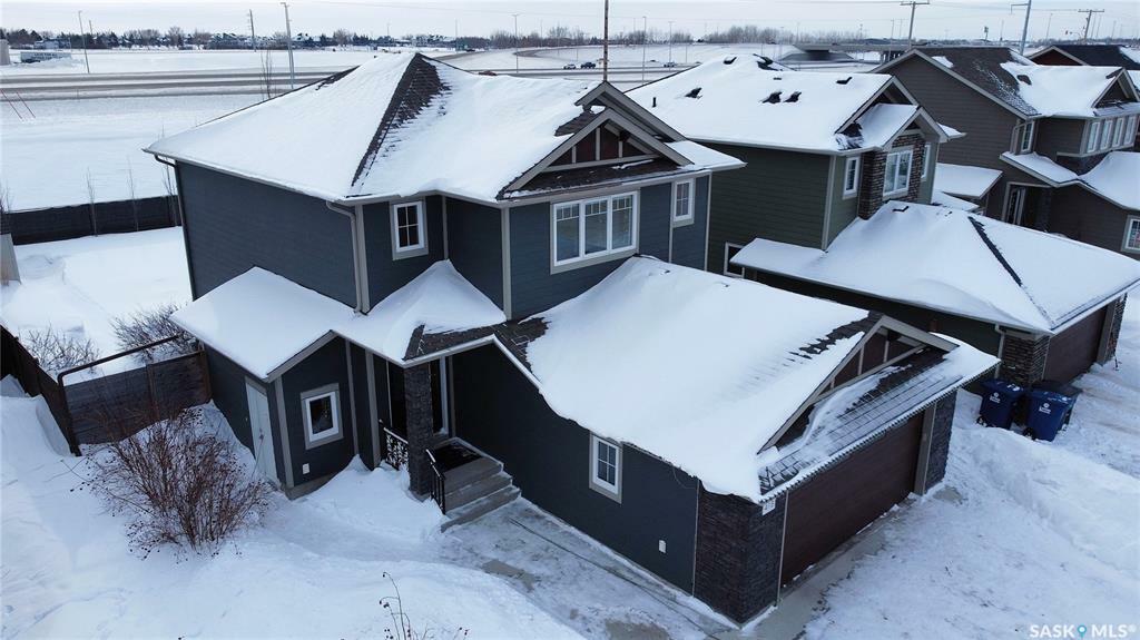 Property Photo:  418 Pichler Crescent  SK S7V 0G3 