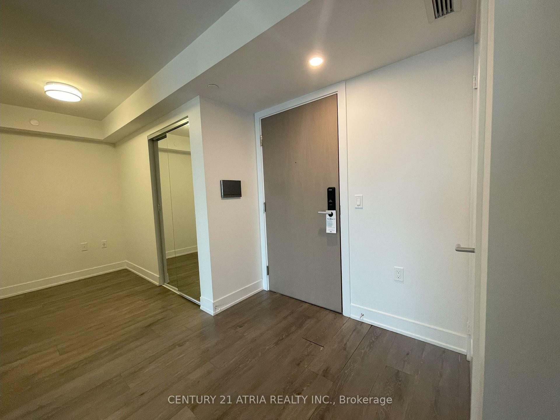 Property Photo: 575 Bloor Street E 1305 ON M4W 0B2