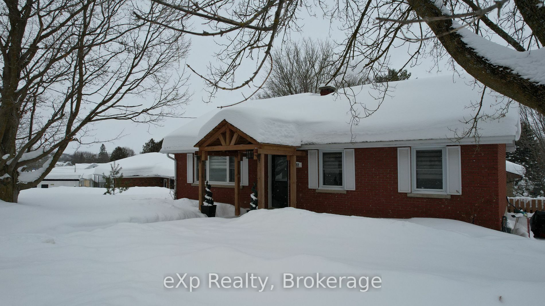 Property Photo:  522 McNab St  ON N0G 2V0 