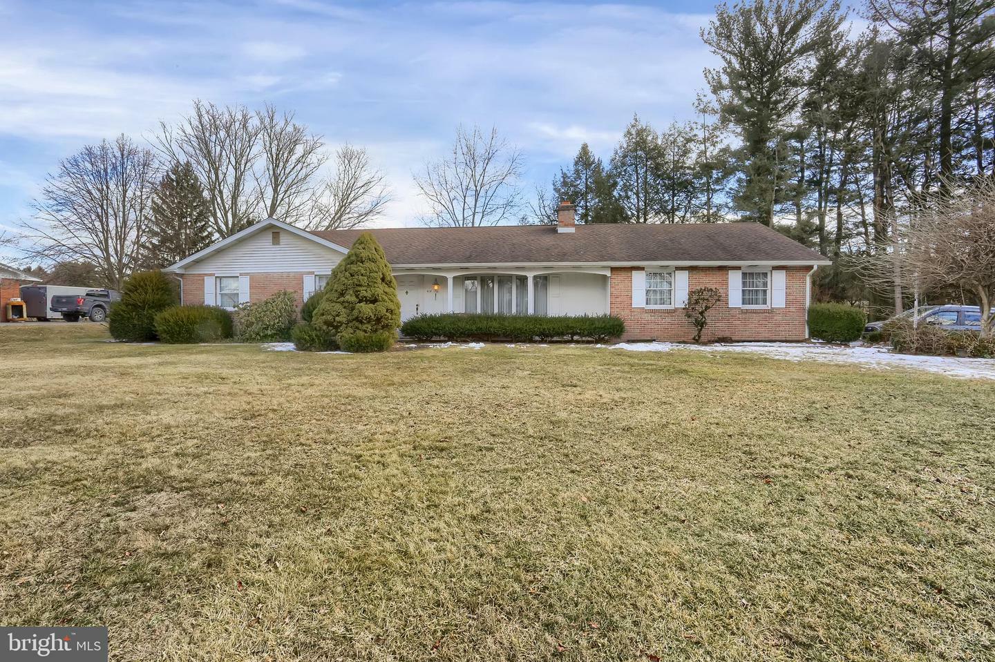 Property Photo:  414 Berrysburg Road  PA 17061 