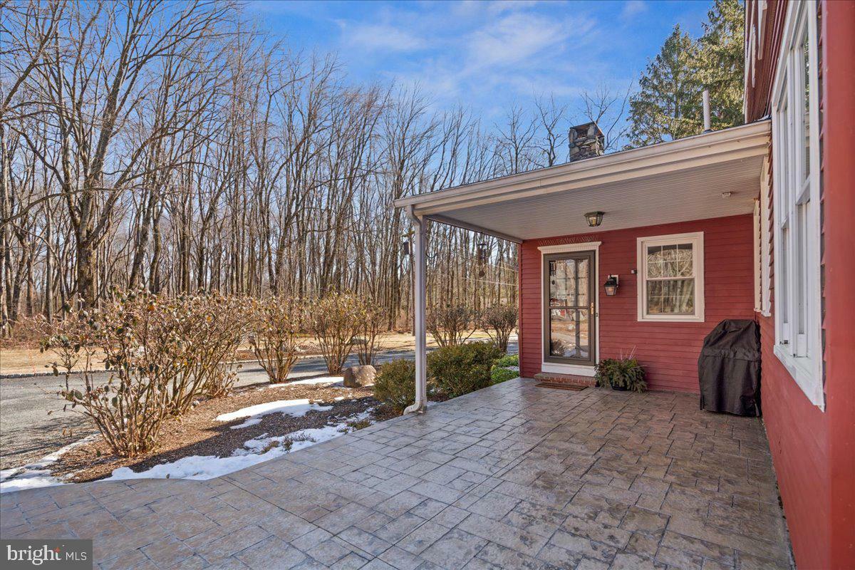 Property Photo:  330 Rock Road E  NJ 08530 