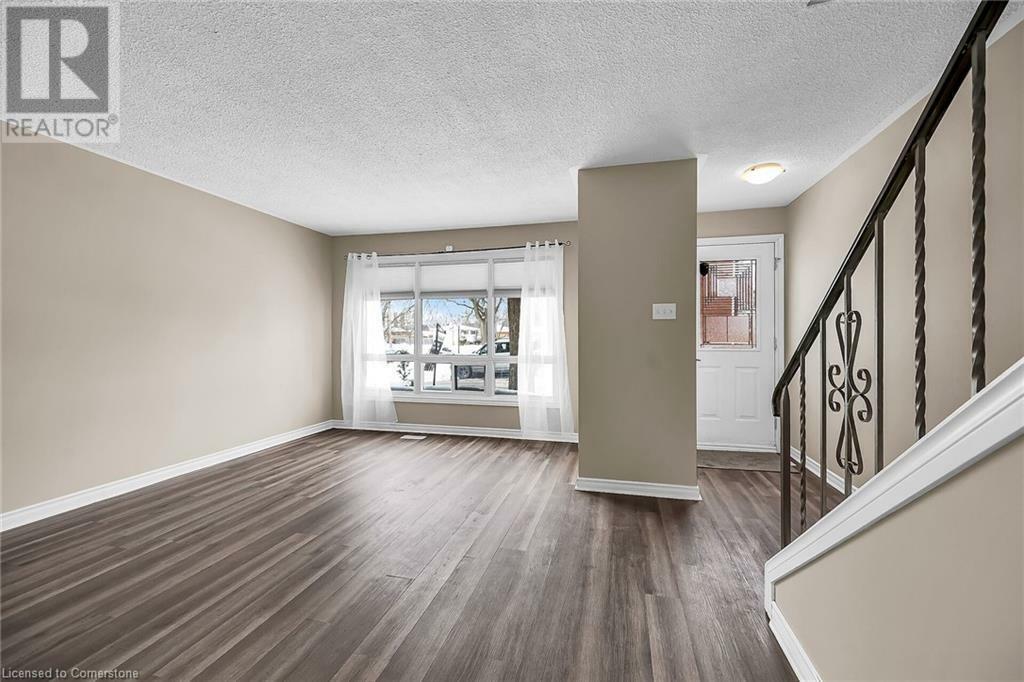 Photo de la propriété:  2700 Barton Street East  ON L8E 2J7 