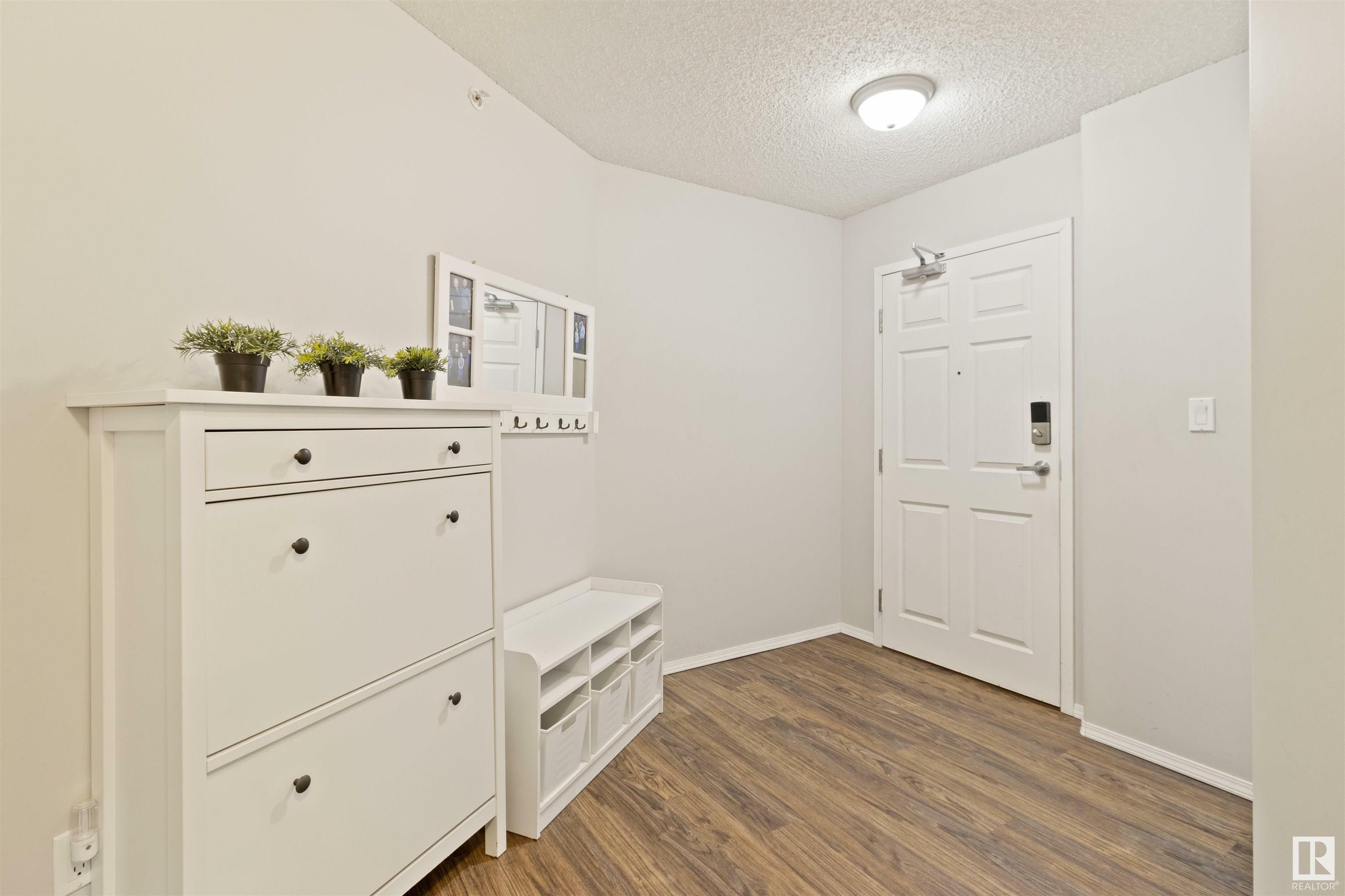 Property Photo:  4004 47 Street 404  AB T7A 0A2 