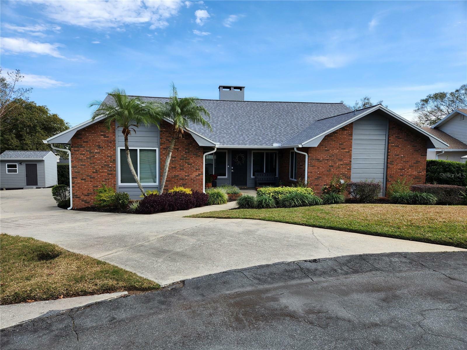 Property Photo:  608 Palmore Court  FL 33813 