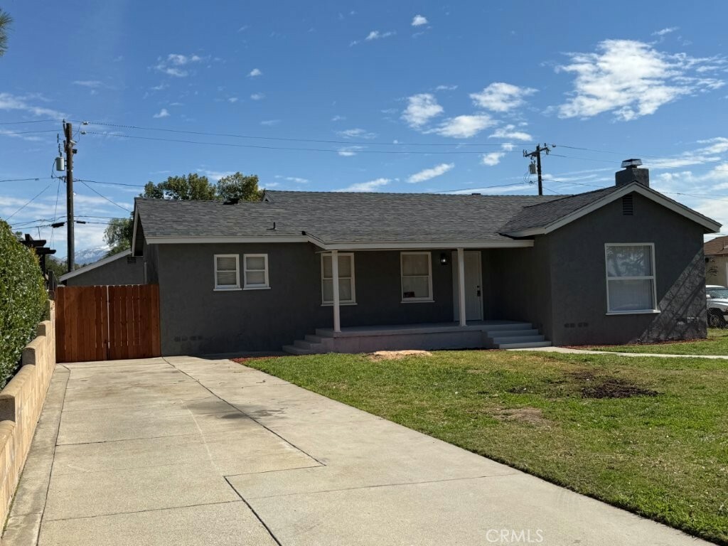 Property Photo: 3015 Serrano Road CA 92405