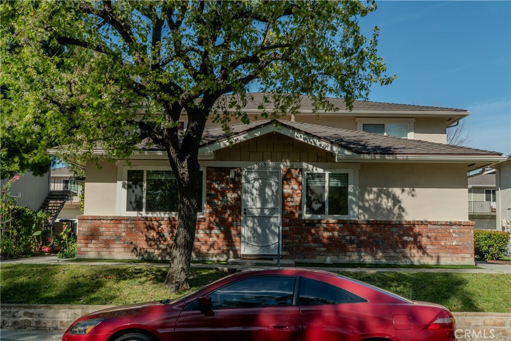 Property Photo:  1663 Calle Zafiro  CA 91320 