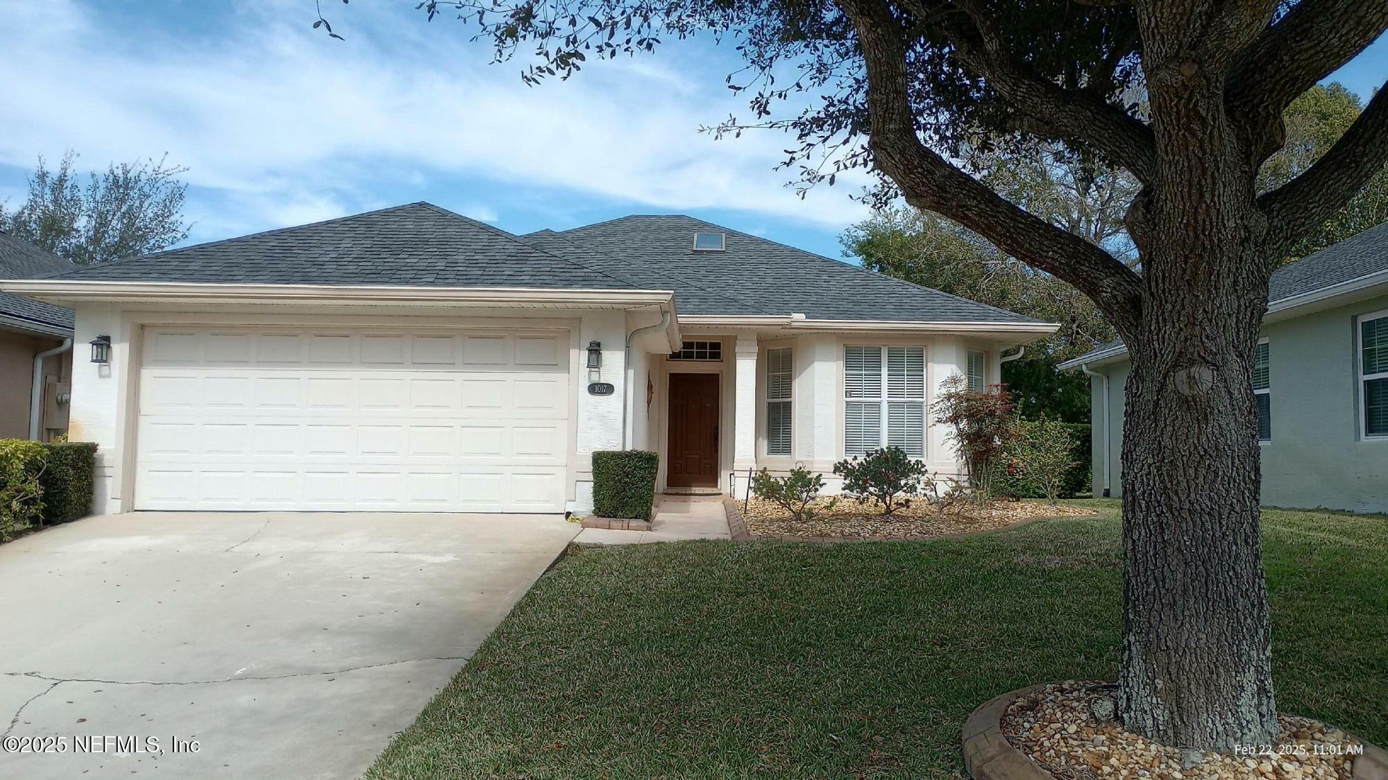 Property Photo:  1017 Ridgewood Lane  FL 32086 