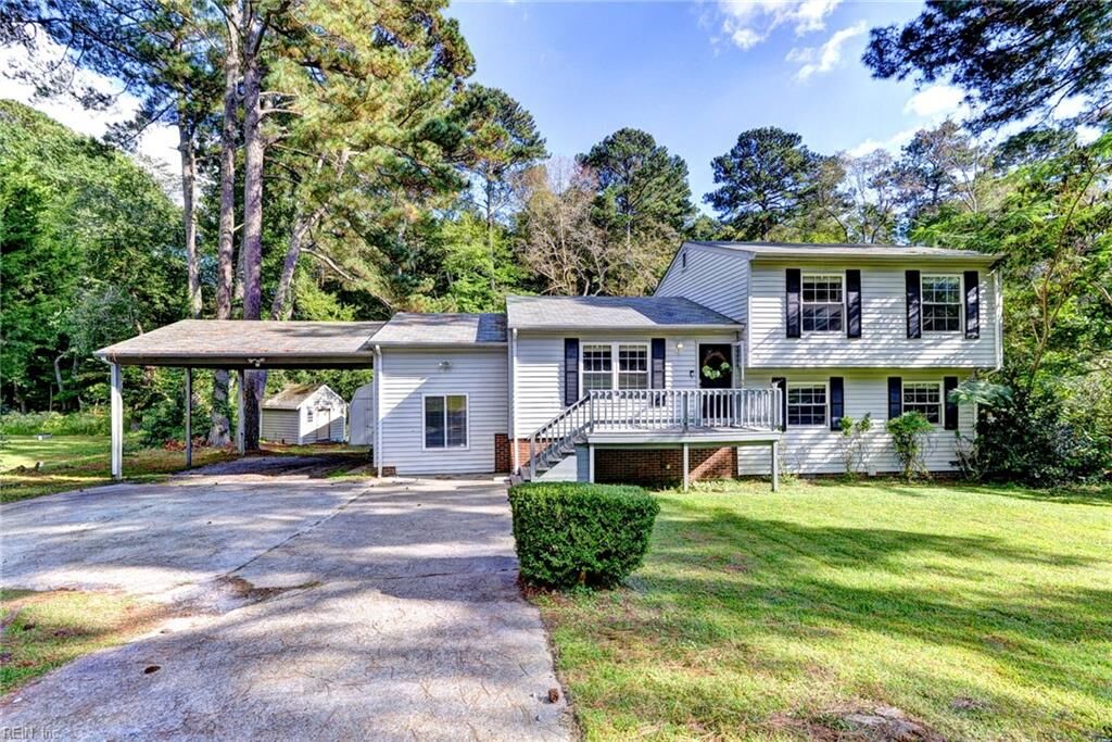Property Photo:  139 Brookhaven Dr  VA 23188 