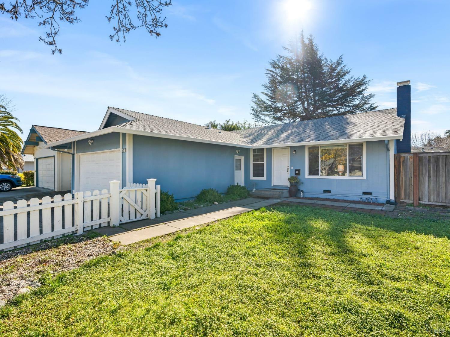 512 Myrtle Avenue  Rohnert Park CA 94928 photo