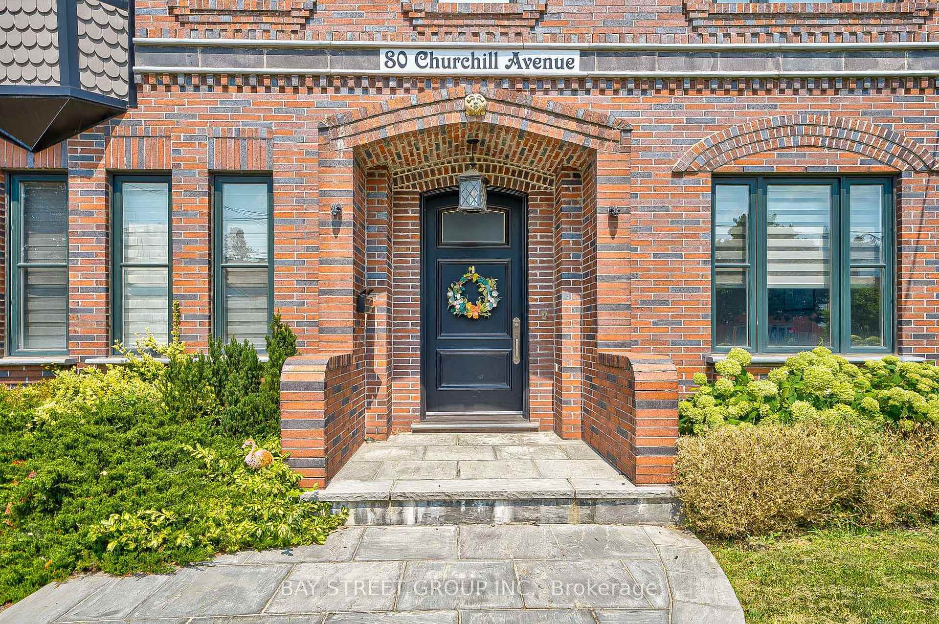 Property Photo: 80 Churchill Ave ON M2N 1Y9