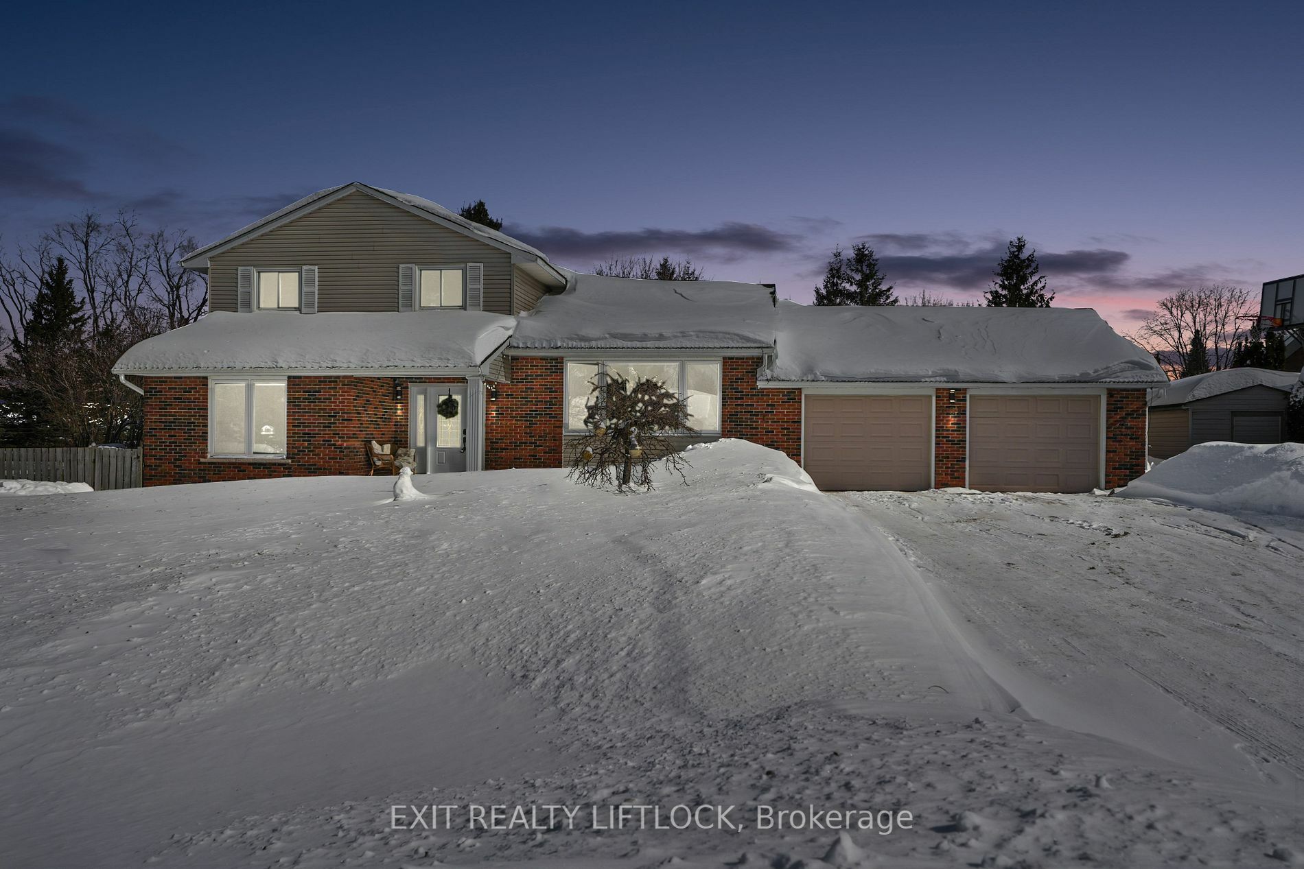 261 Carolyn Ave  Smith-Ennismore-Lakefield ON K9J 6X4 photo