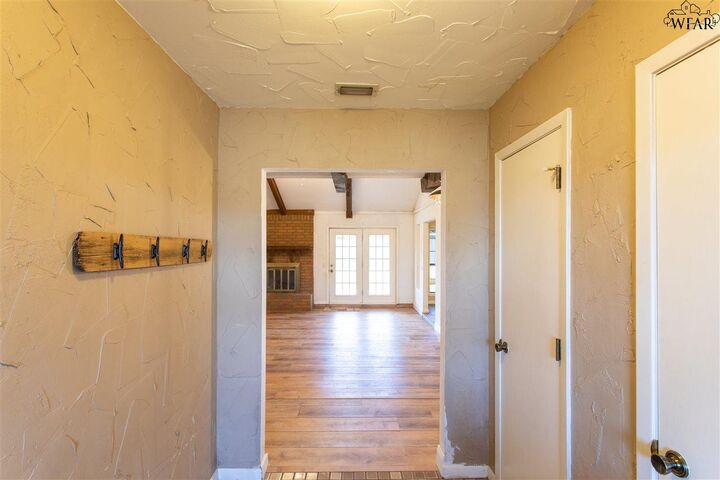 Property Photo: 4614 Spring Shadow Drive TX 76310