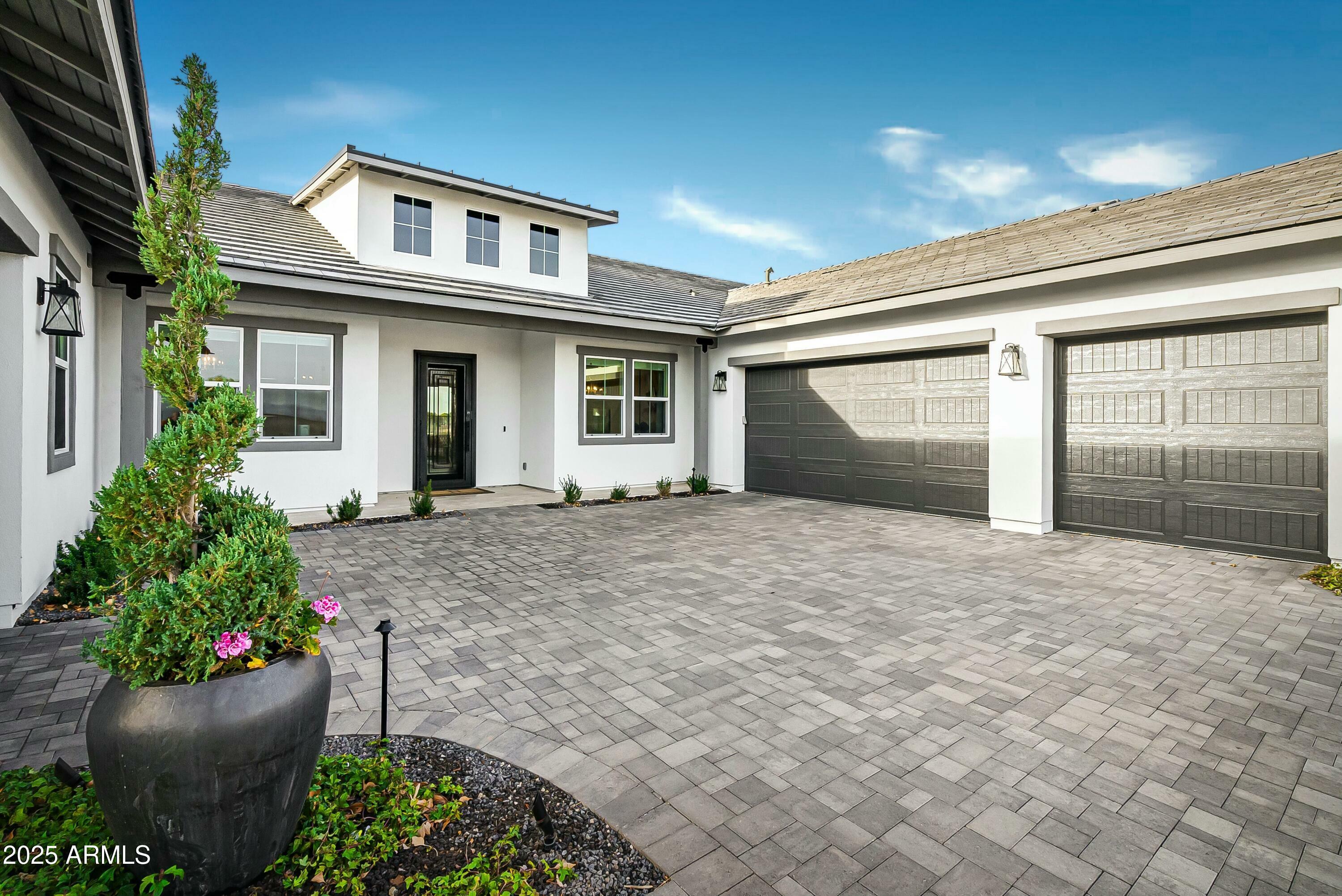 Property Photo: 17801 W Mountainair Street AZ 85388