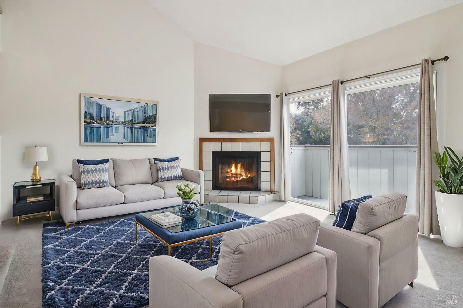 15 Liberty Lane  Petaluma CA 94952 photo