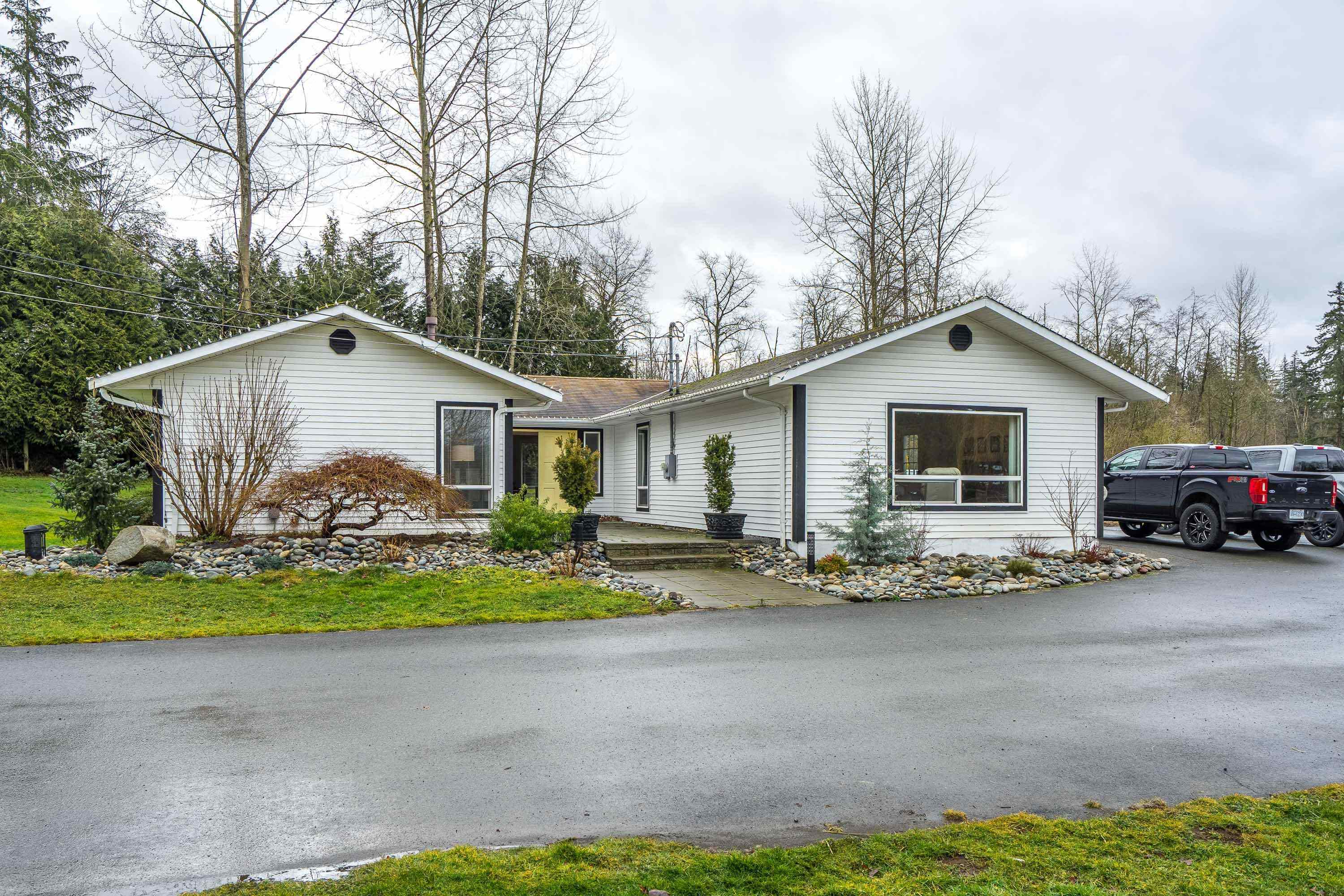 Property Photo: 21830 3 Avenue BC V2Z 1R8