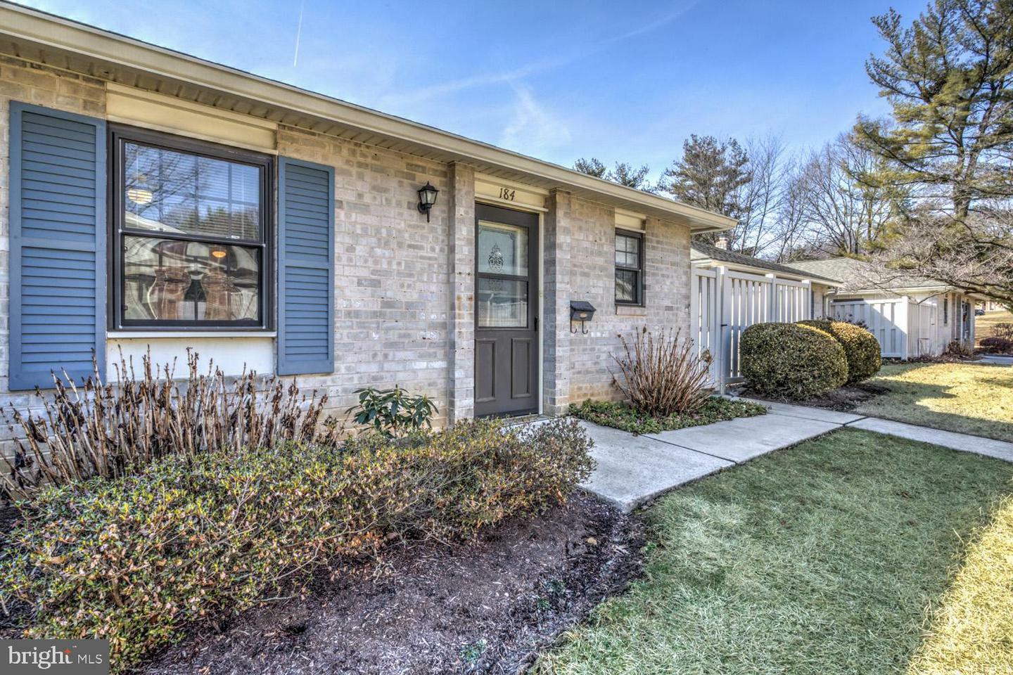 184 Valleybrook Drive  Lancaster PA 17601 photo