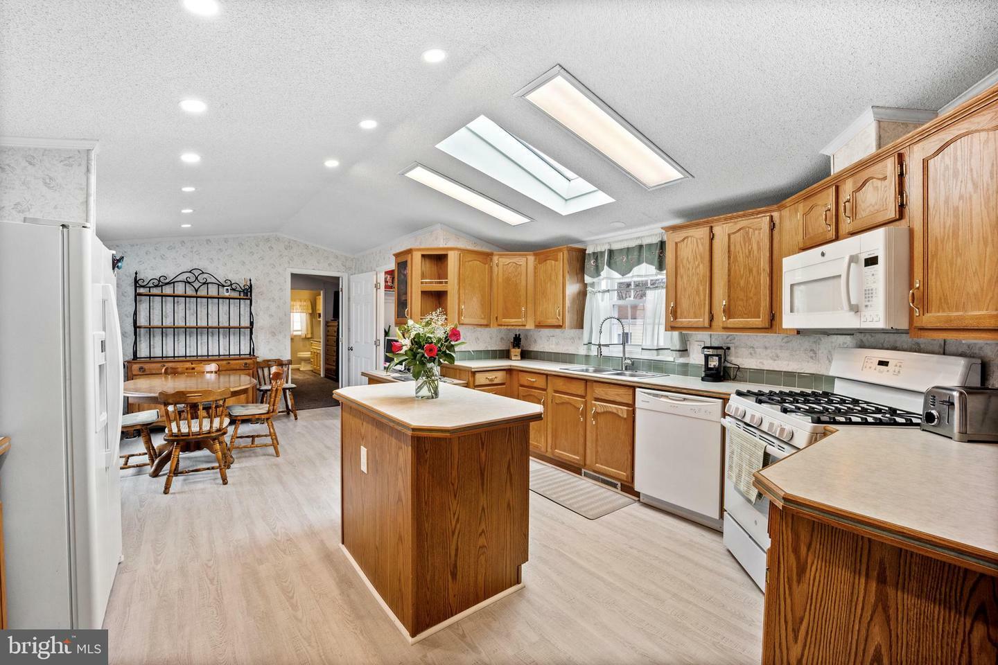 2304 Brownsville Road  Feasterville Trevose PA 19053 photo