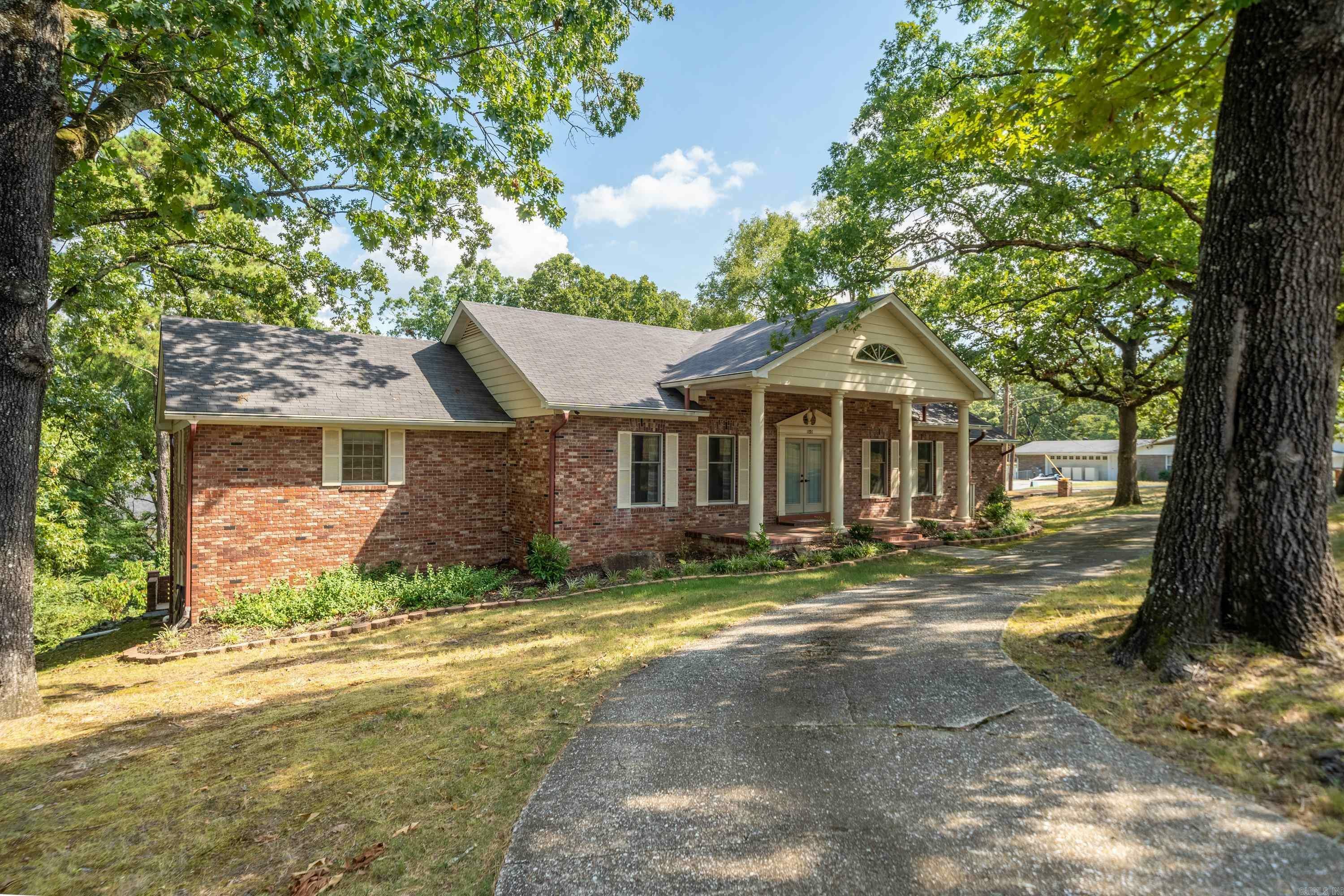Property Photo: 191 Taylor Place AR 71901
