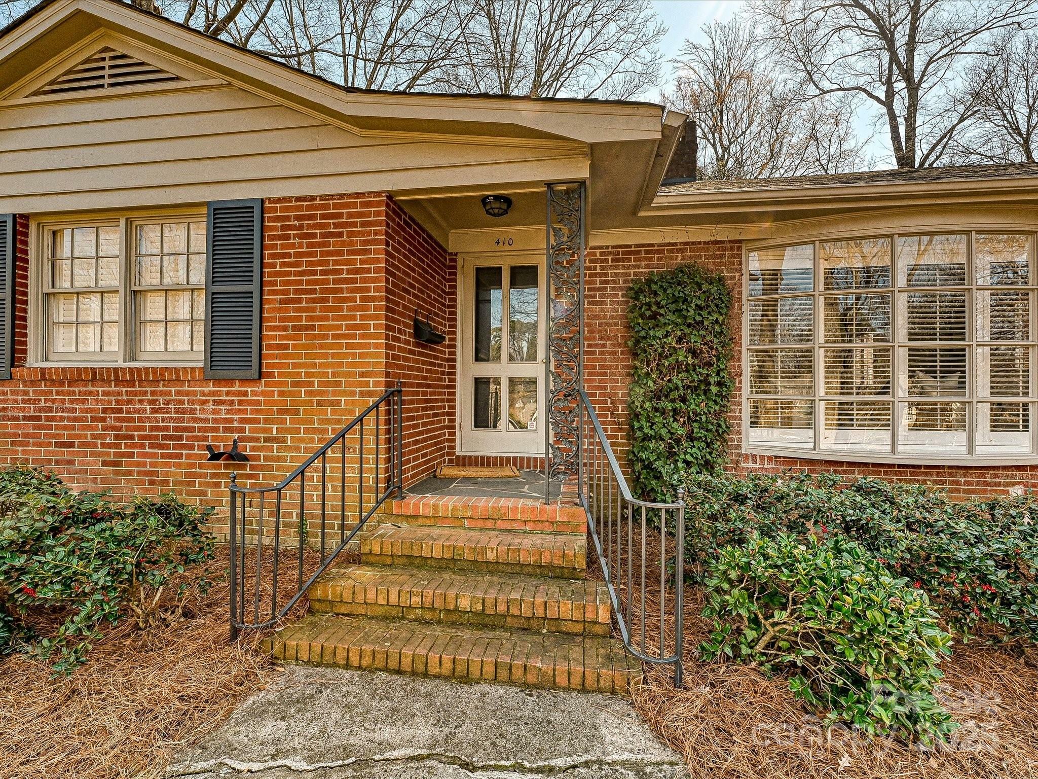 Property Photo:  410 Moncure Drive  NC 28209 