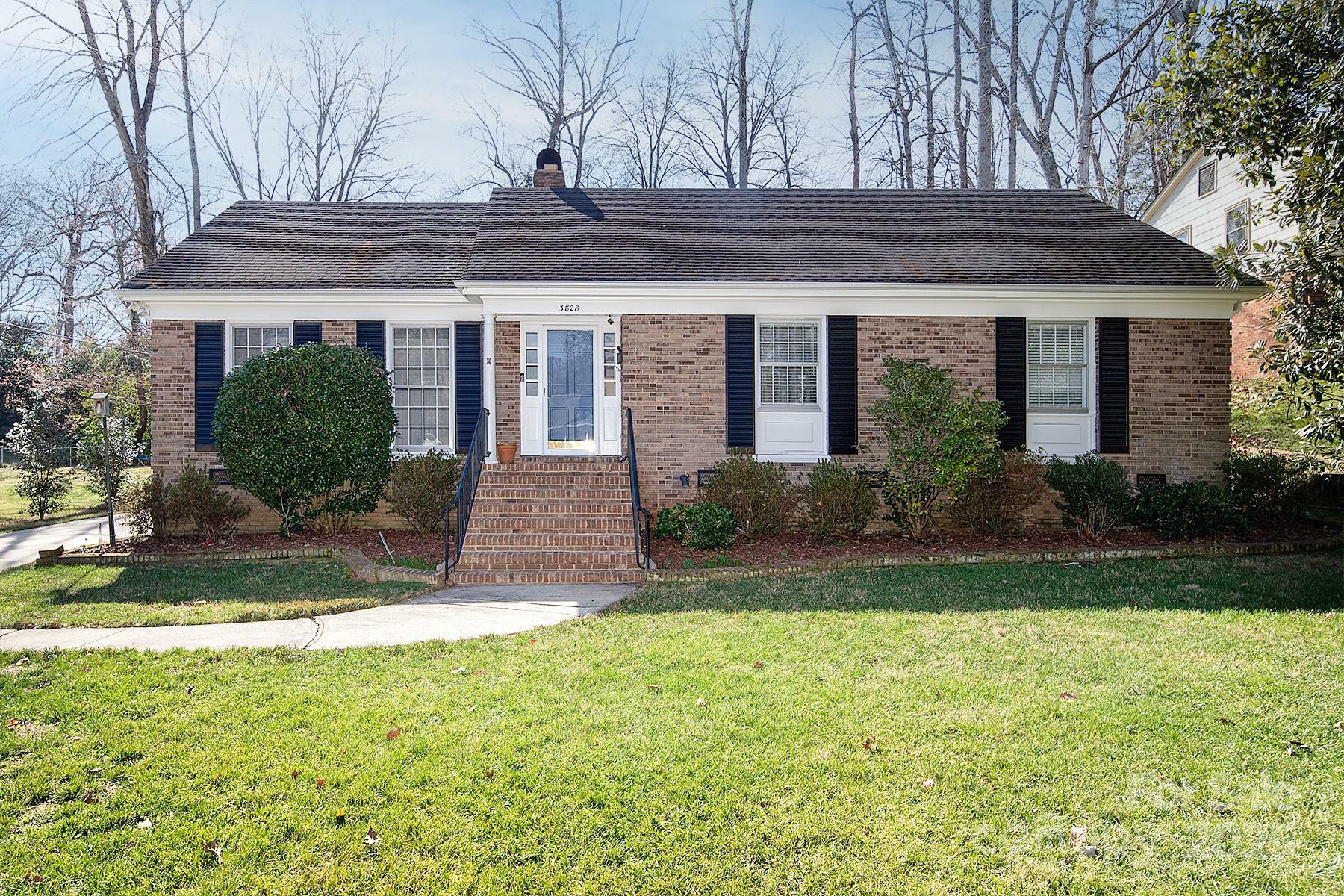 Property Photo:  3828 Chandworth Road  NC 28210 