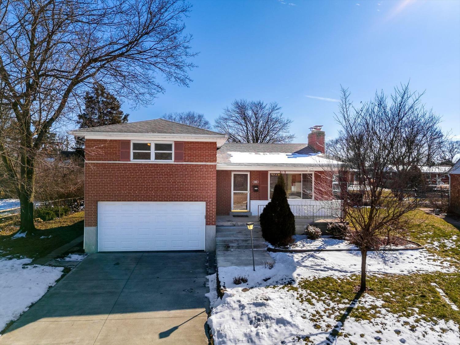 Property Photo: 3923 Tramore Drive OH 45236