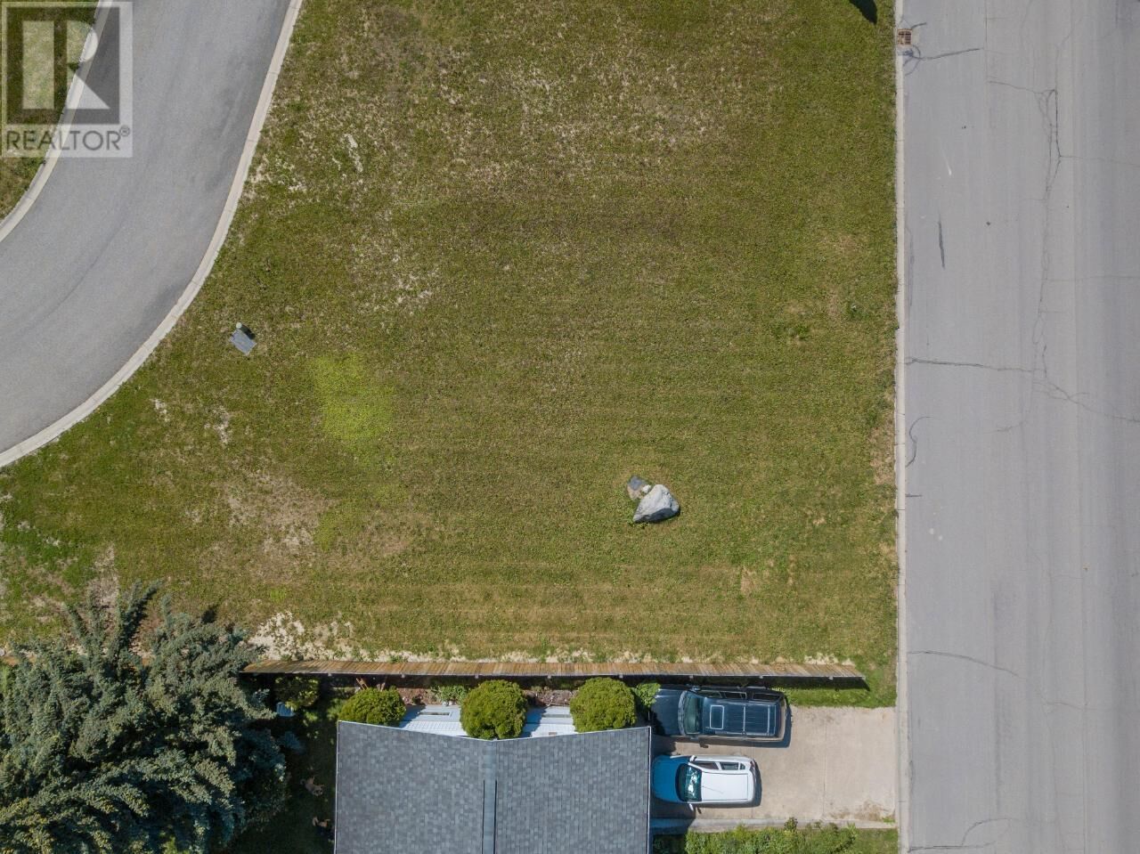 Property Photo:  405 Canyon Street 2  BC V0B 1G3 
