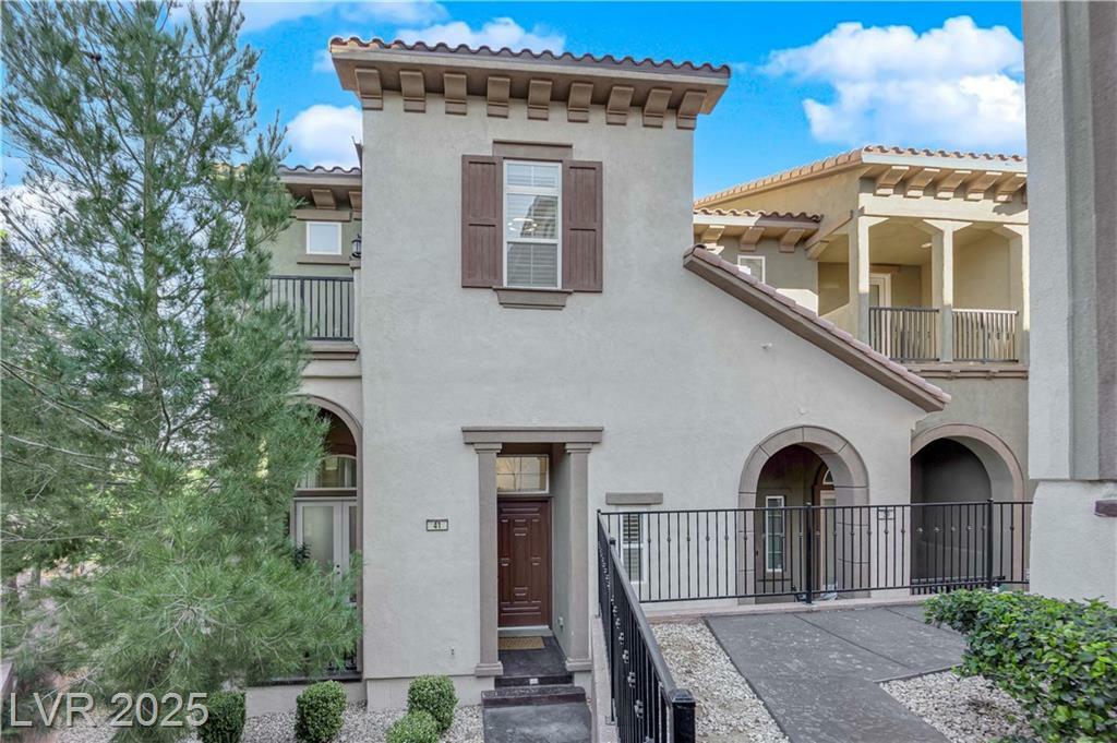 Property Photo:  41 Via Verso Lago  NV 89011 