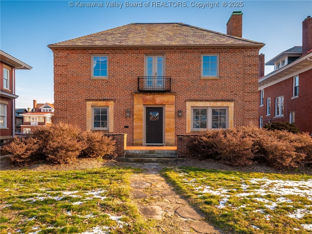 Property Photo: 1526 Kanawha Boulevard E WV 25311