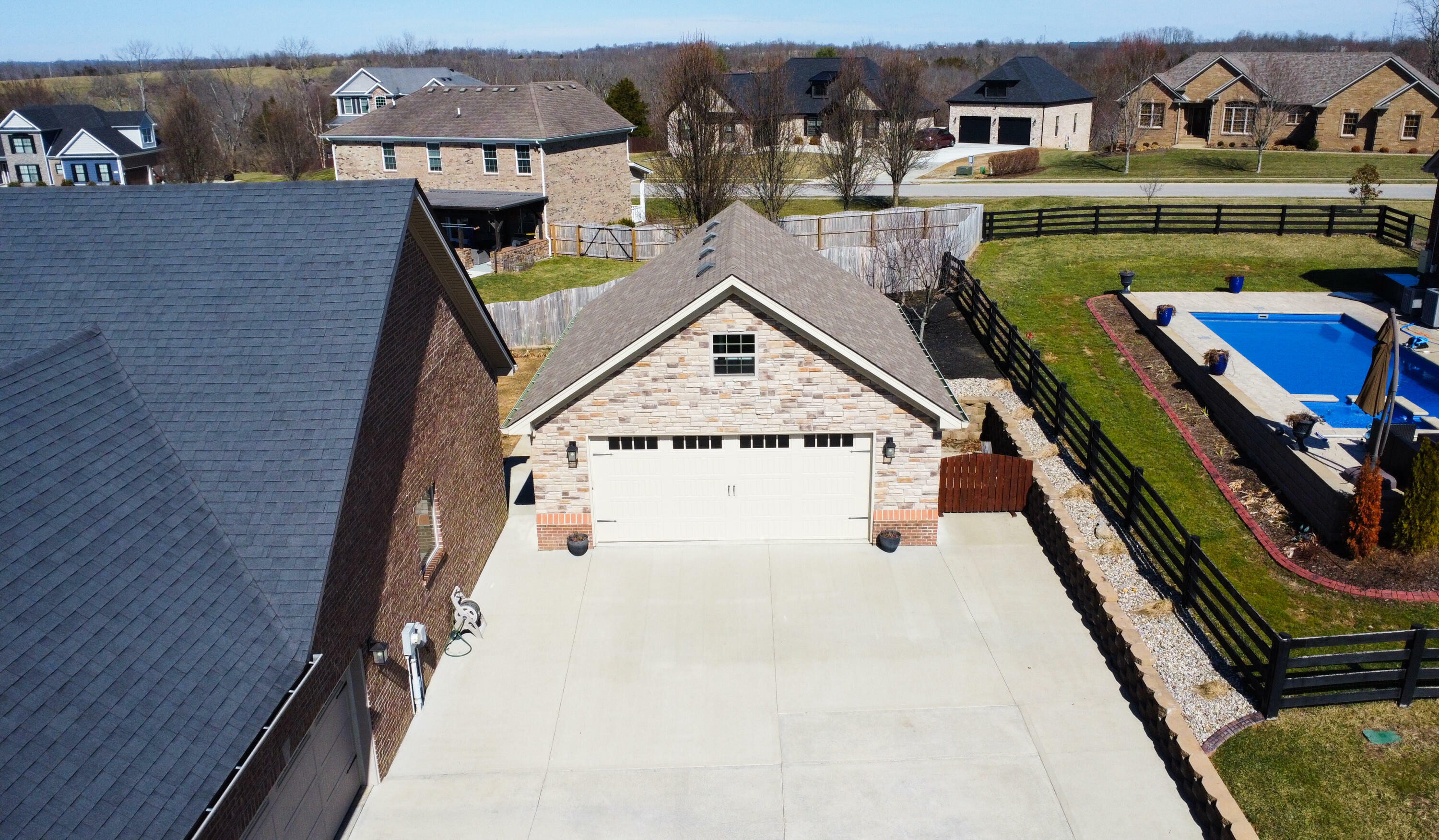 912 Falling Waters Lane  Richmond KY 40475 photo