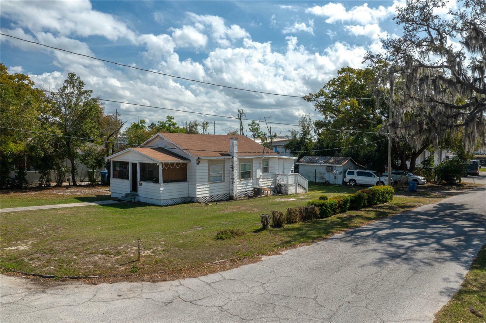 Property Photo:  750 Avenue O SW  FL 33880 