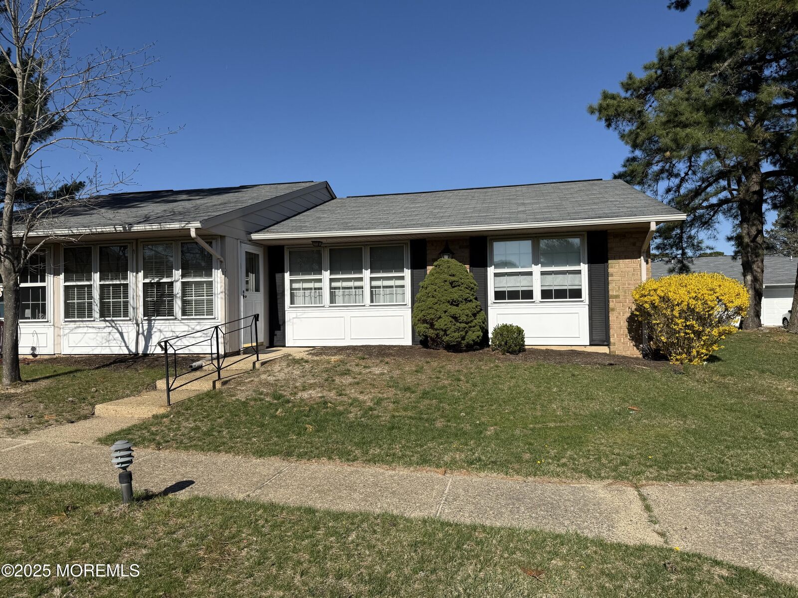 Property Photo:  7B Cambridge Circle  NJ 08759 