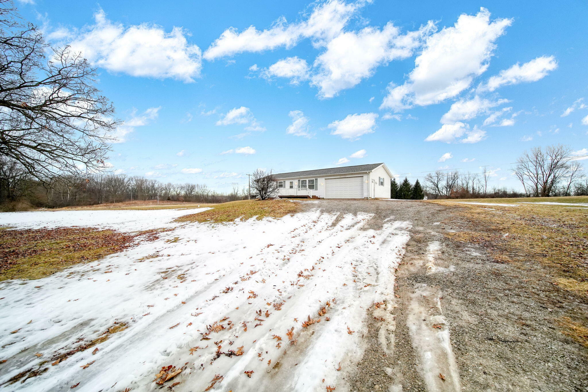 Property Photo:  1930 E Kimmel Road  MI 49201 