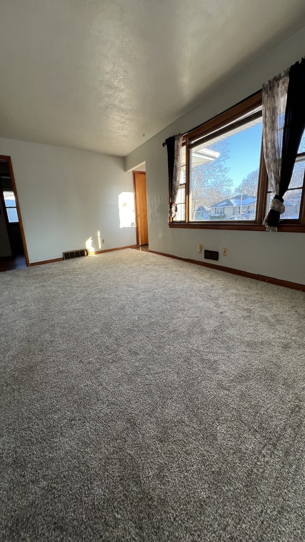 Property Photo:  3520 Thelma Street  IL 61108 