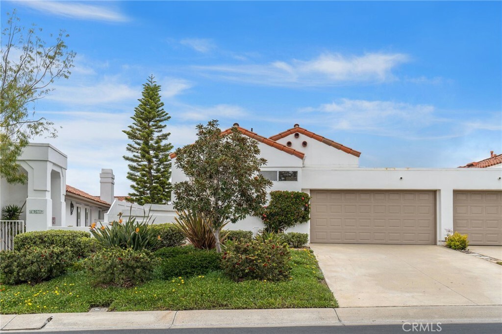 Property Photo:  4983 Delos Way  CA 92056 