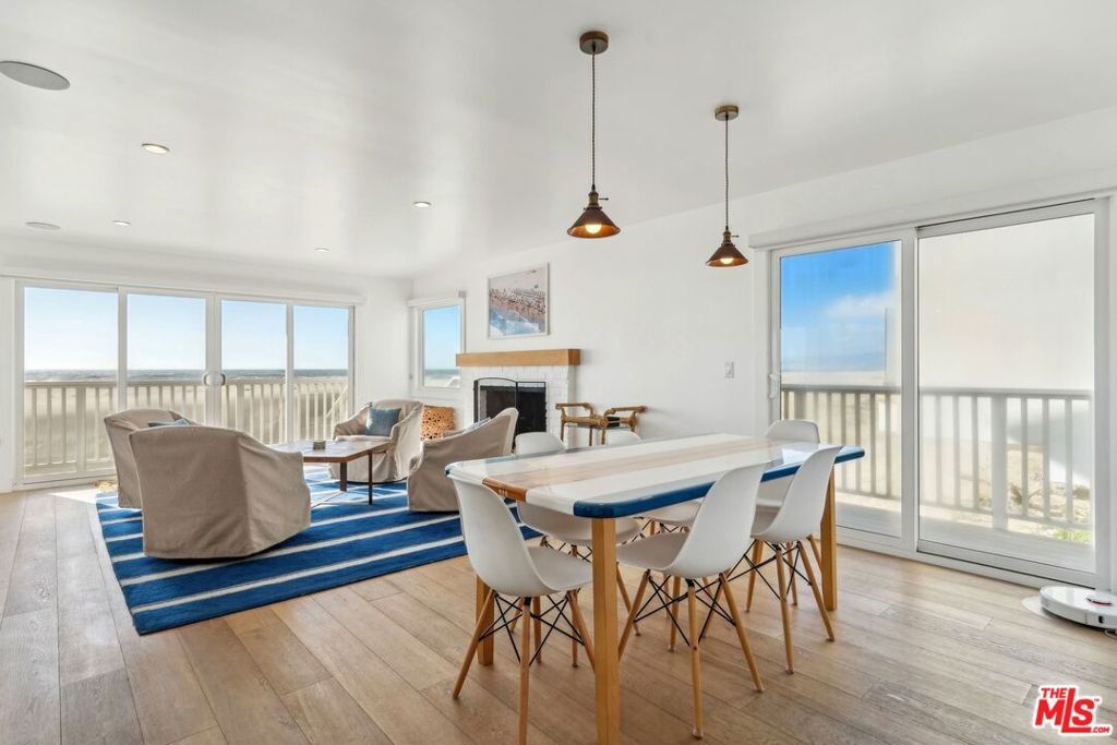 Property Photo: 1101 Capri Way CA 93035