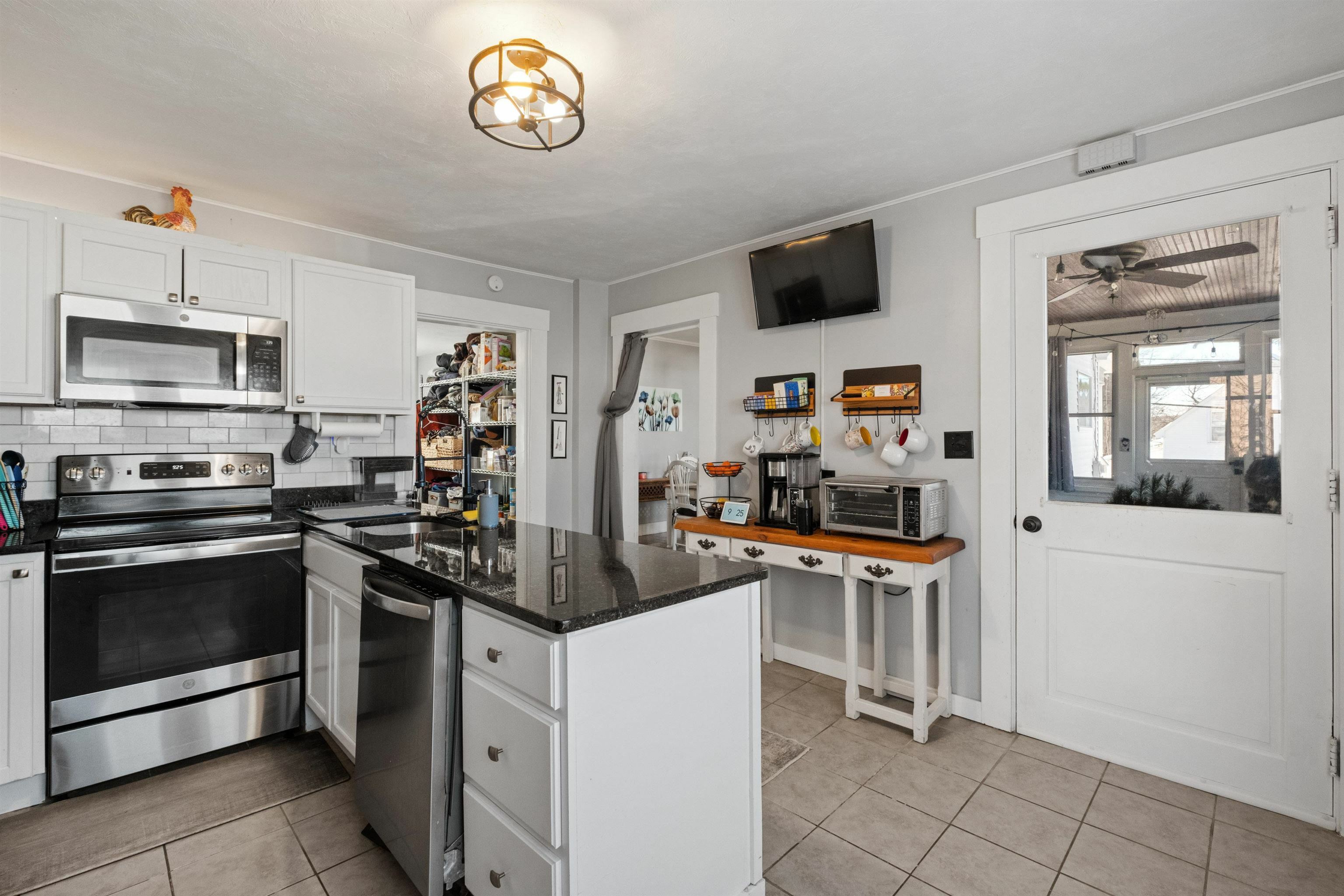 Property Photo:  15 Irving Street  NH 03246 