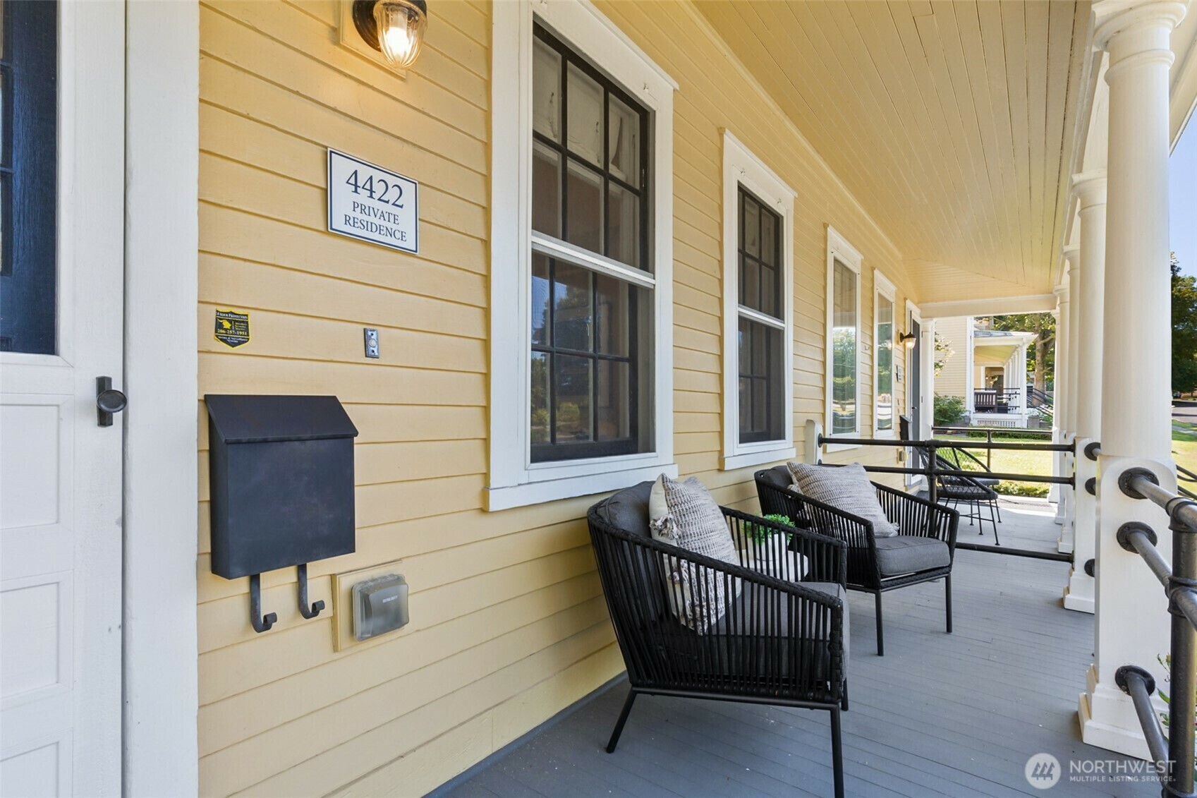 Property Photo: 4422 Montana Circle W WA 98199