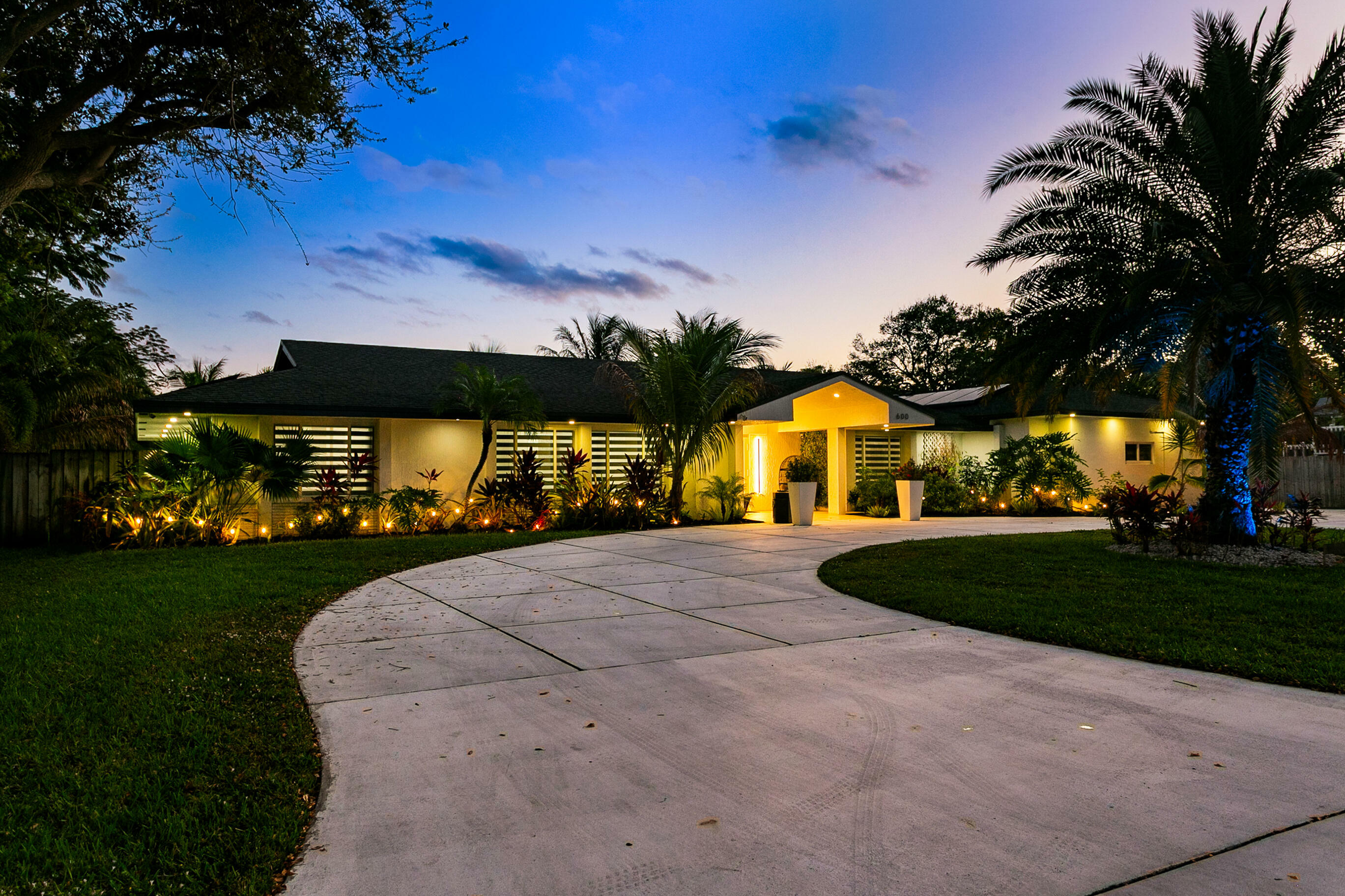600 NE 4 Street  Pompano Beach FL 33060 photo