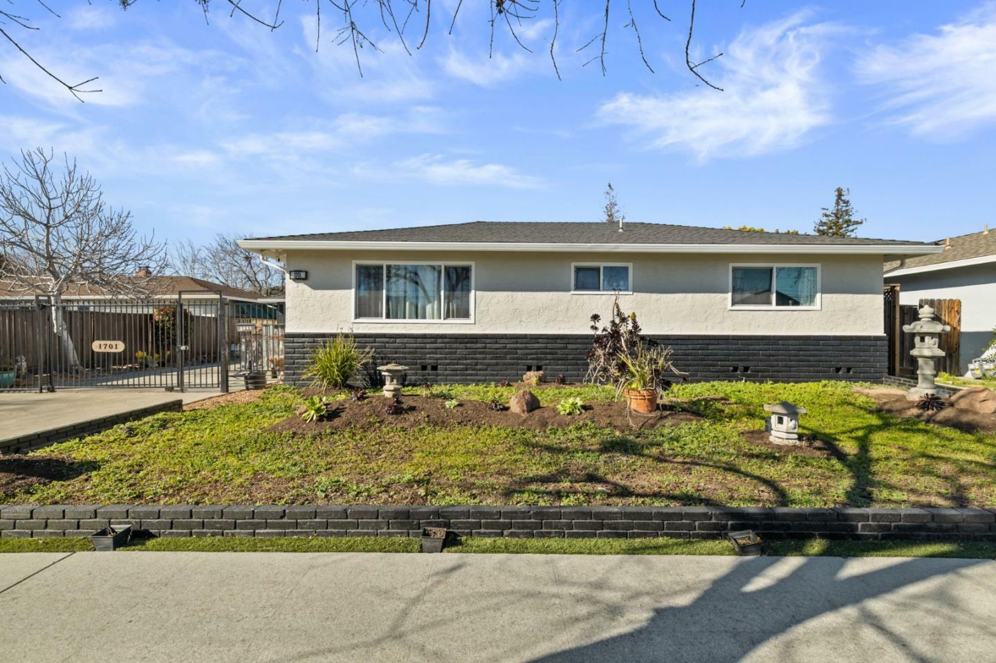 1701 Foxworthy Avenue  San Jose CA 95124 photo