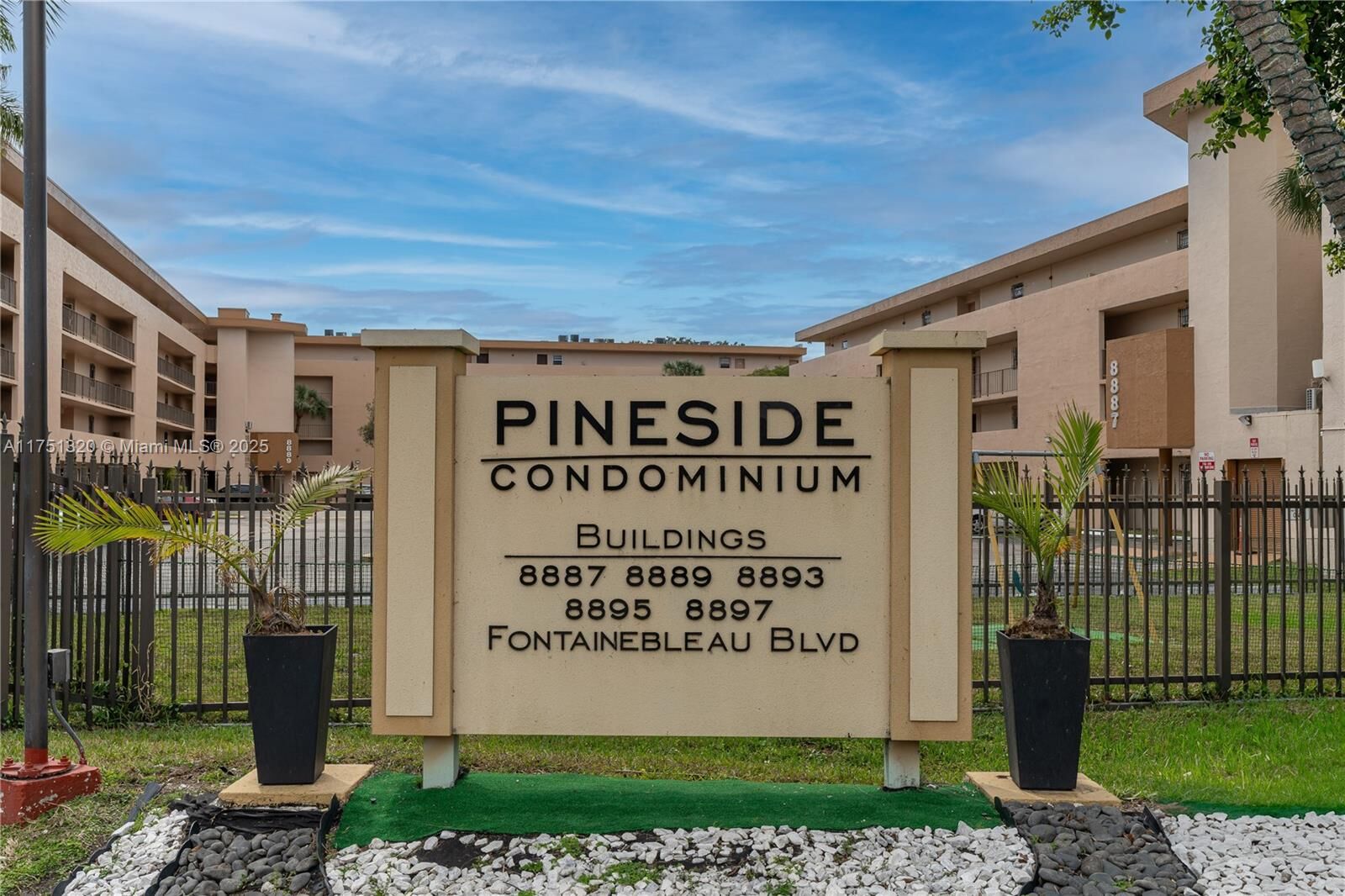 Property Photo:  8889 Fontainebleau Blvd 309  FL 33172 