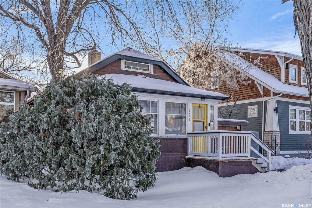 Property Photo:  728 Main Street  SK S7H 0K1 