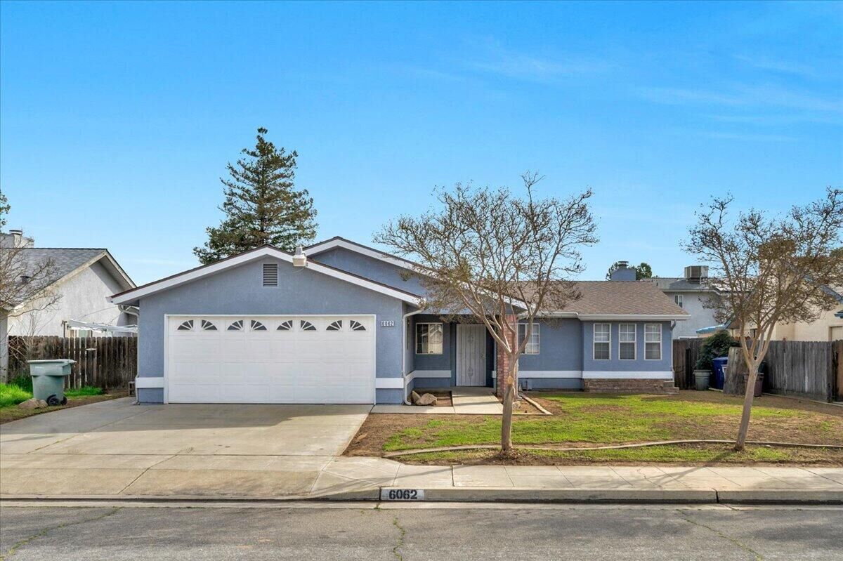 Property Photo:  6062 N Constance Avenue  CA 93722 