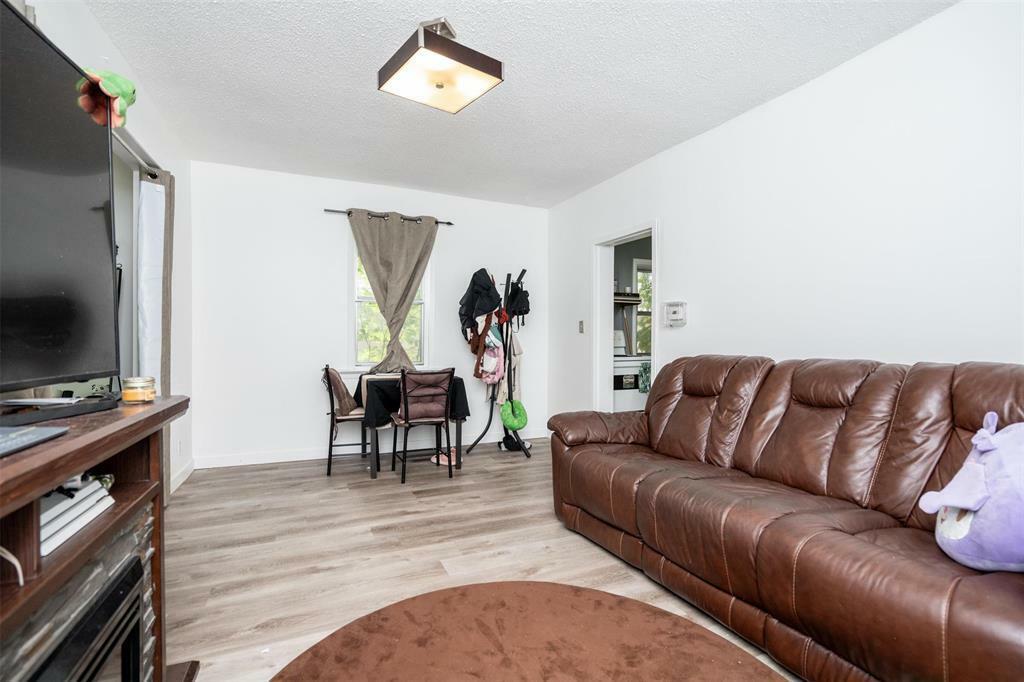 Photo de la propriété: 950 Lipton Street MB R3E 2L6